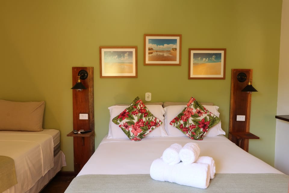 Standard Suite | Minibar, in-room safe, iron/ironing board, free WiFi