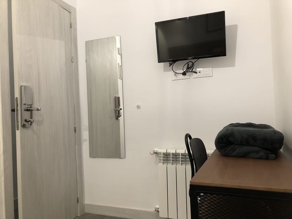 Hostal Rias Bajas Hostel in Centro