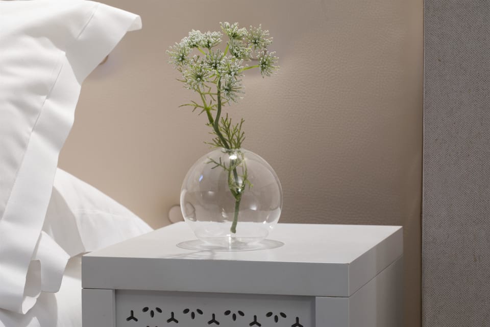 Premium bedding, in-room safe, desk, laptop workspace