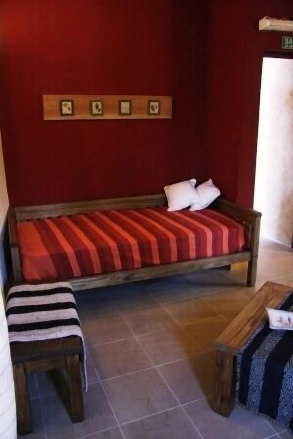 Bungalow | 1 bedroom, in-room safe, desk, blackout drapes