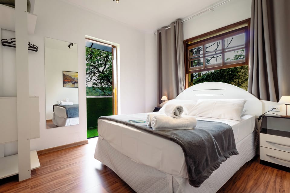 Junior Room | Soundproofing, free WiFi, bed sheets