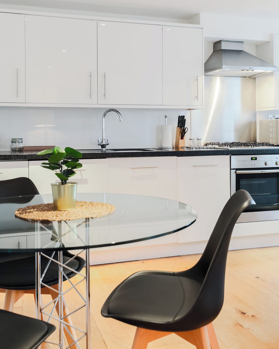 Deluxe Apartment | In-room dining