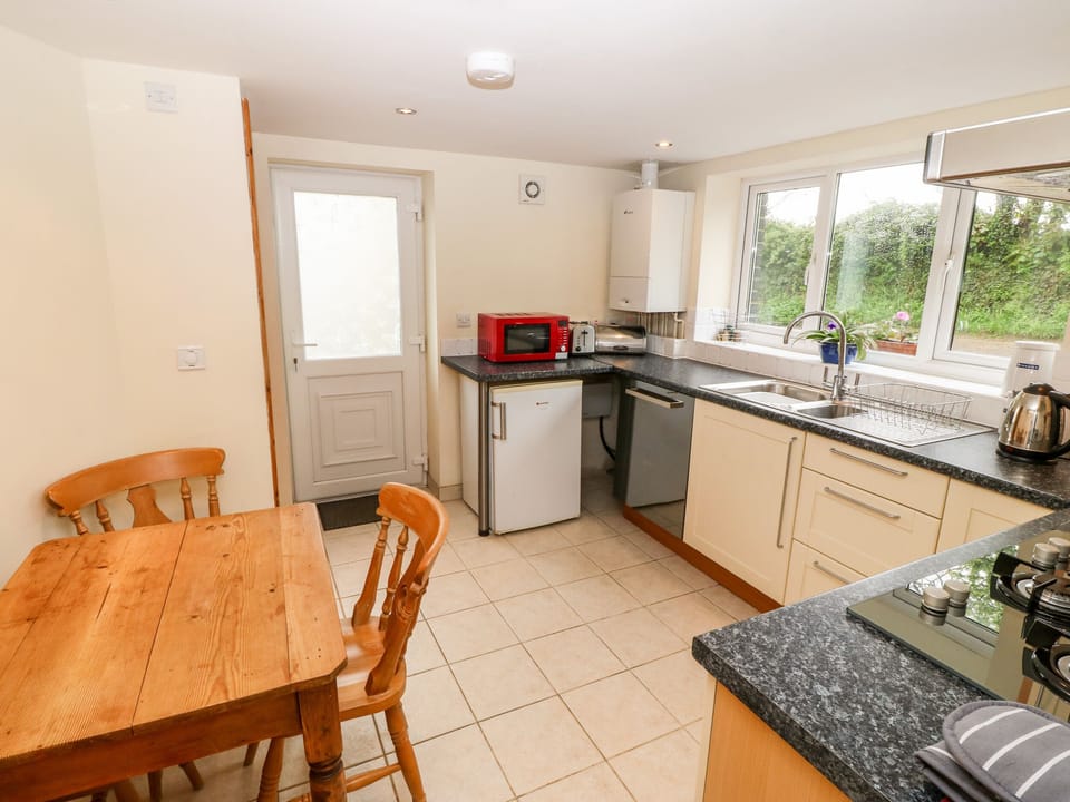 Cottage | Interior
