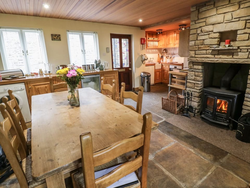 Cottage | Interior