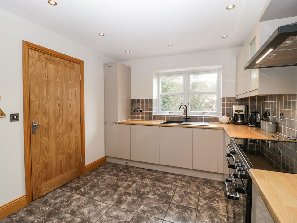 Cottage | Interior