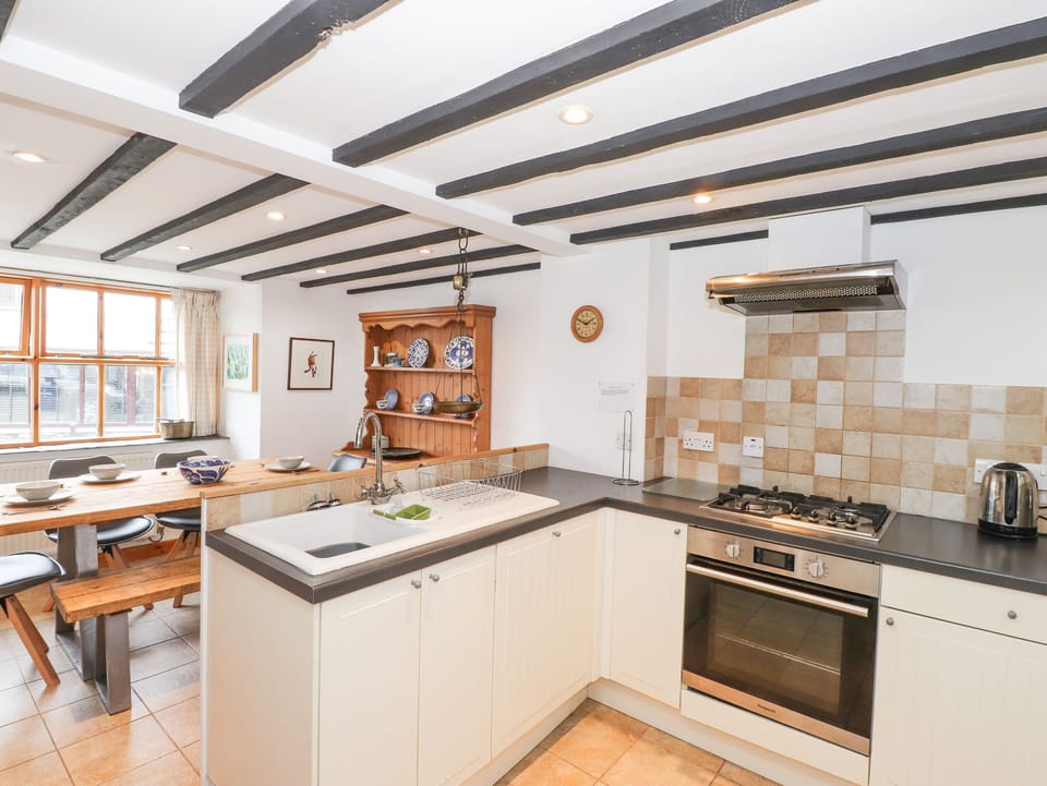 Cottage | Interior