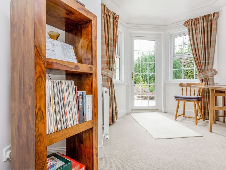 Cottage | 1 bedroom, individually decorated, individually furnished, free WiFi