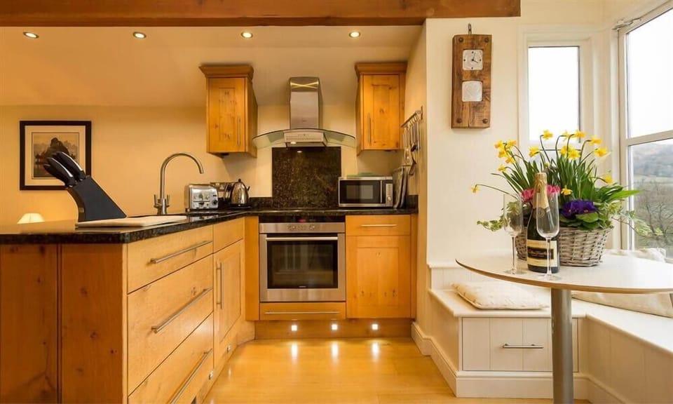 Cottage | Interior