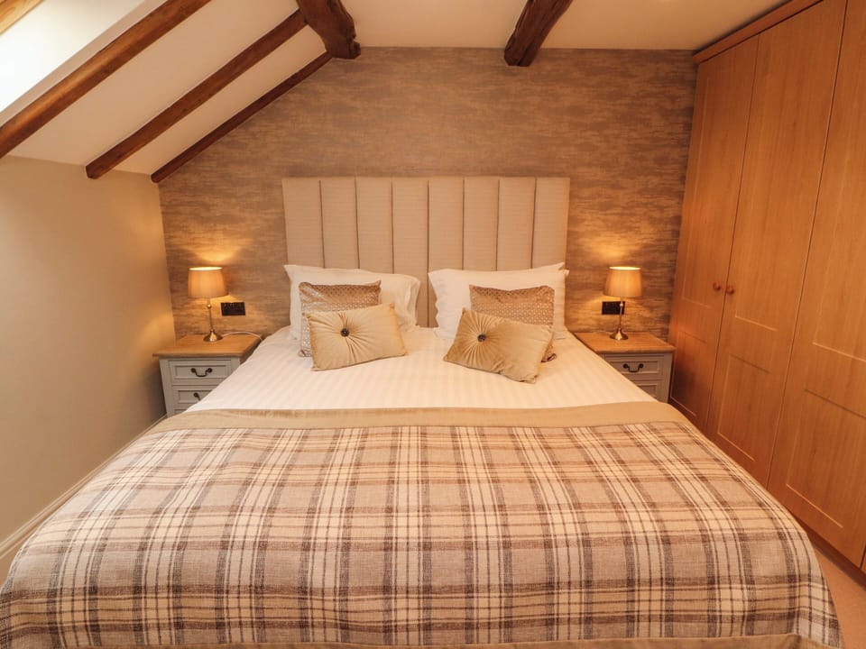 Cottage | 2 bedrooms, individually decorated, individually furnished, free WiFi