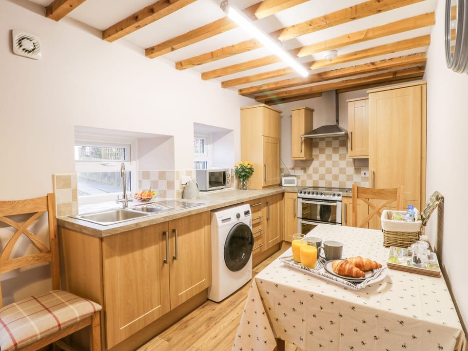 Cottage | Interior
