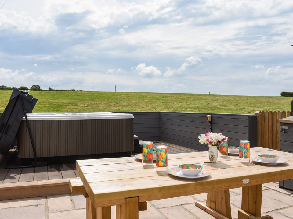 Cottage | Balcony