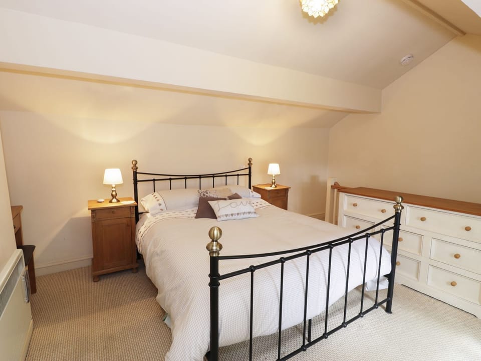Cottage | 1 bedroom, individually decorated, individually furnished, free WiFi