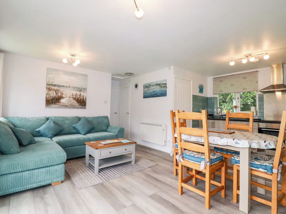 Cottage | Living area