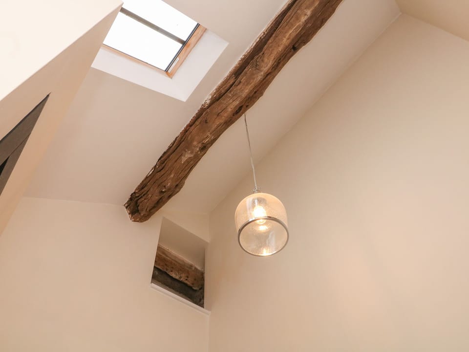 Cottage | 2 bedrooms, individually decorated, individually furnished, free WiFi