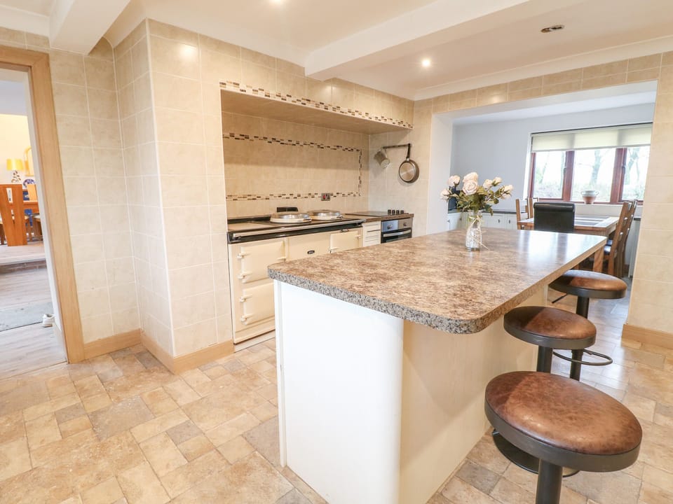 Cottage | Interior