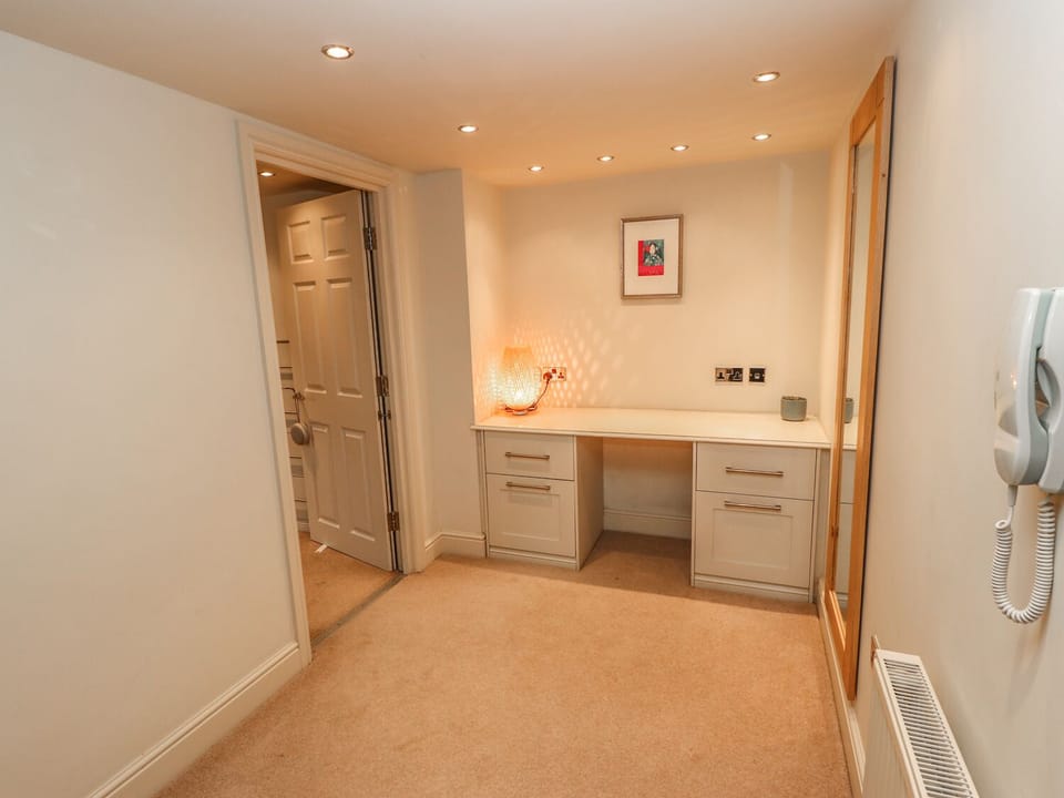 Cottage | Bathroom | Shower