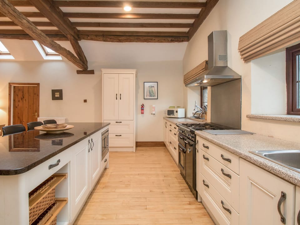 Cottage | Interior