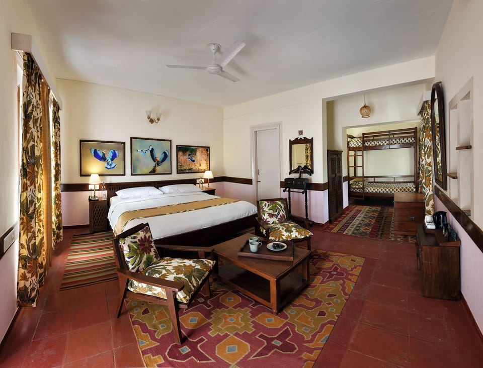 Hideaway River View Room | Premium bedding, desk