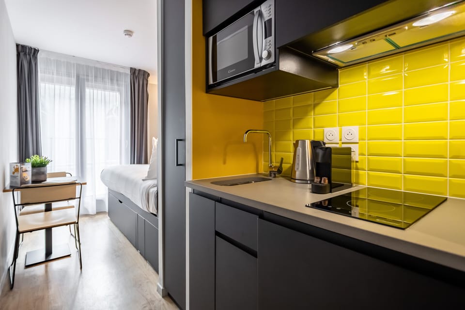 Studio Mini | Private kitchen | Stovetop, espresso maker, coffee/tea maker, electric kettle