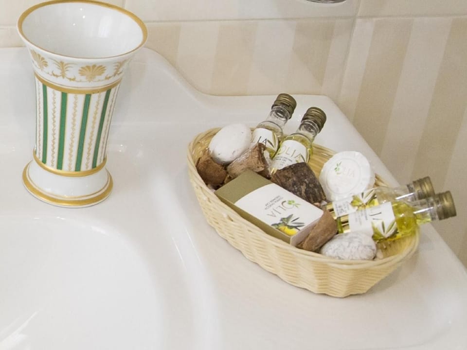 Free toiletries, hair dryer, bidet, towels