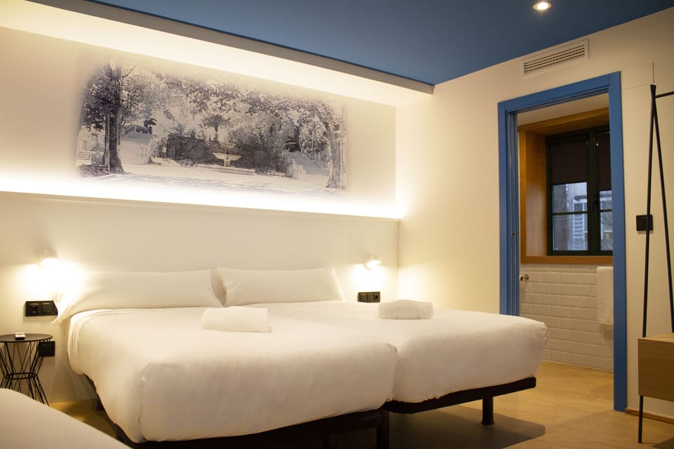 Standard Triple Room | Free WiFi, bed sheets