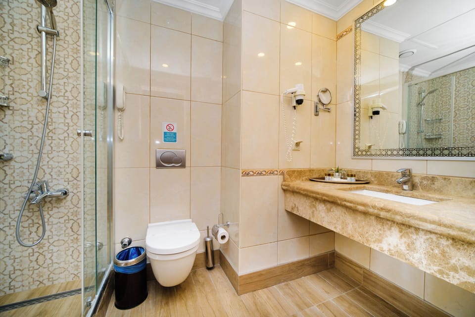 Bathtub, hair dryer