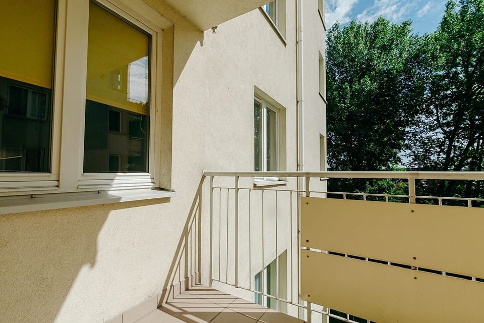 Classic Apartment | Balcony