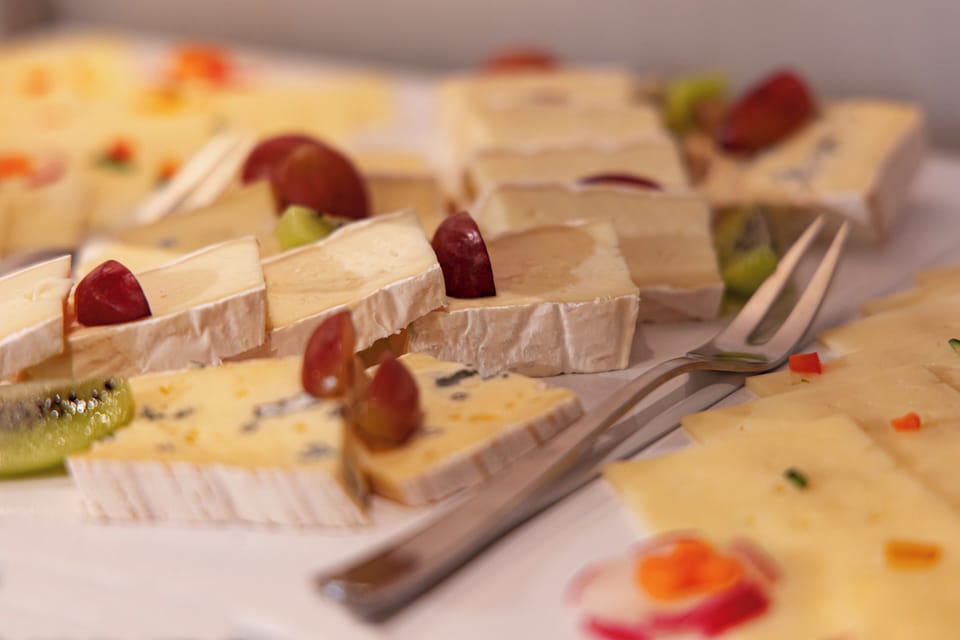 Daily buffet breakfast for a fee