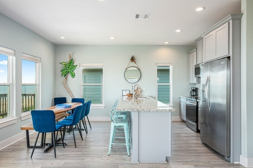 House, 3 Bedrooms | Private kitchen | Fridge, microwave, dishwasher, coffee/tea maker