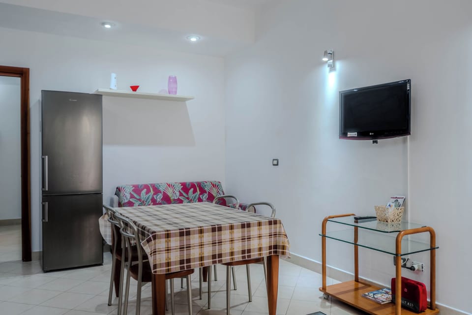 Apartment, 1 Bedroom, City View | Room amenity