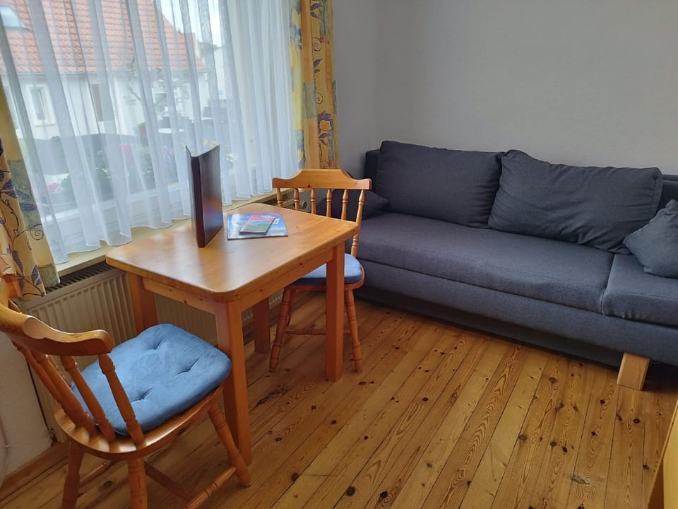 Double Room | Free WiFi, bed sheets