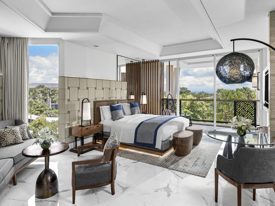 Luxury Room, 1 King Bed, Ocean View | Premium bedding, down comforters, minibar, in-room safe