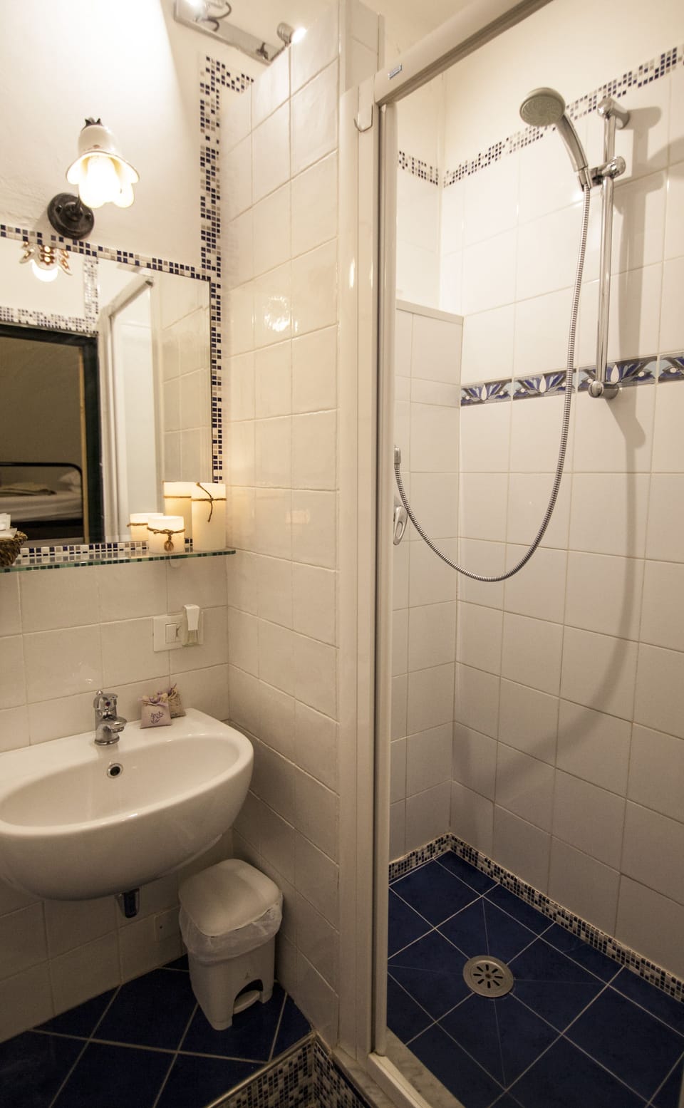 Quadruple Room, 1 Double Bed, Ground Floor | Bathroom | Shower, rainfall showerhead, free toiletries, hair dryer
