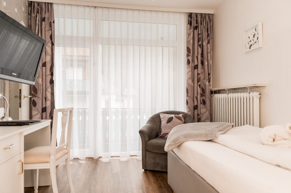Standard Single Room | Hypo-allergenic bedding, in-room safe, individually decorated