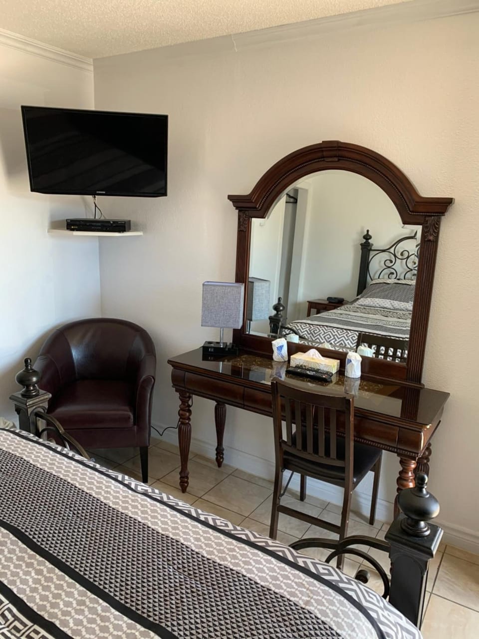 In-room safe, individually decorated, individually furnished, desk