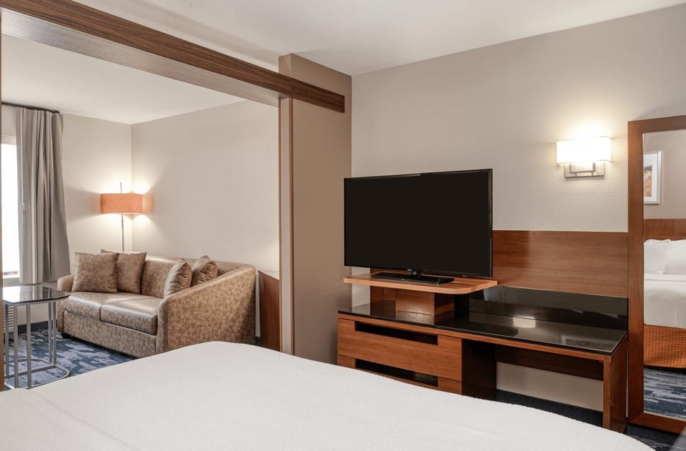 Individually decorated, individually furnished, desk, laptop workspace