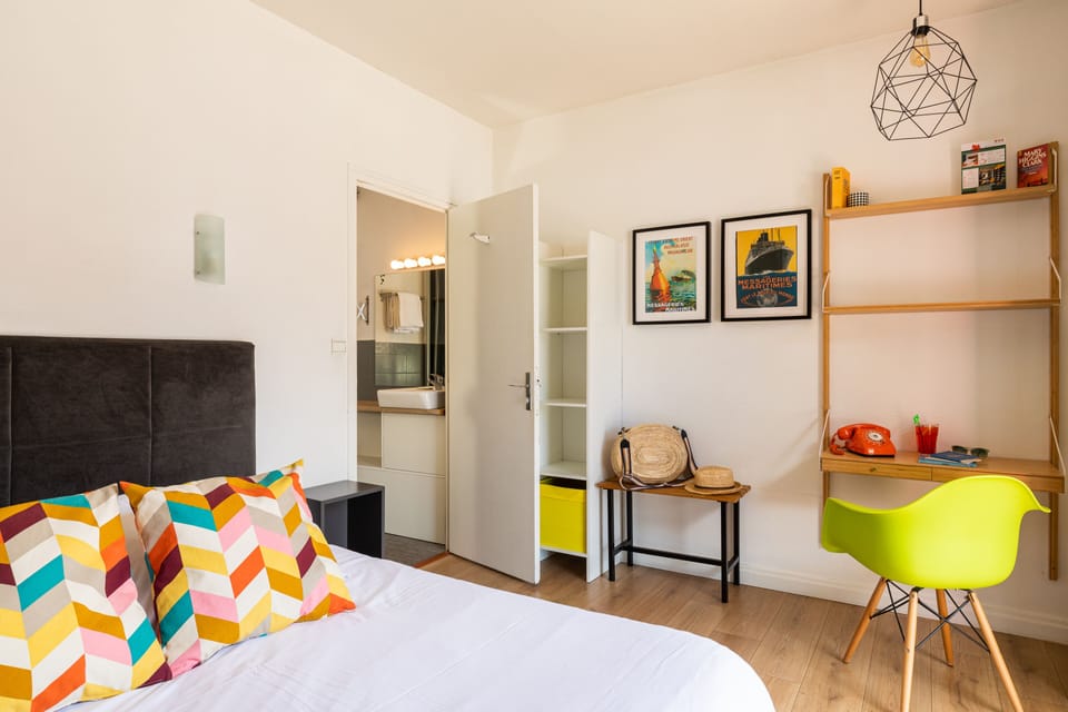 Classic Double Room | Desk, iron/ironing board, free cribs/infant beds, free WiFi