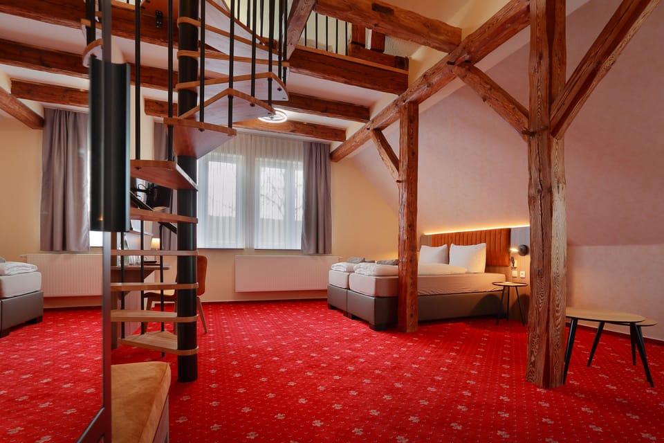 Comfort Quadruple Room | In-room safe, desk, blackout drapes, free WiFi