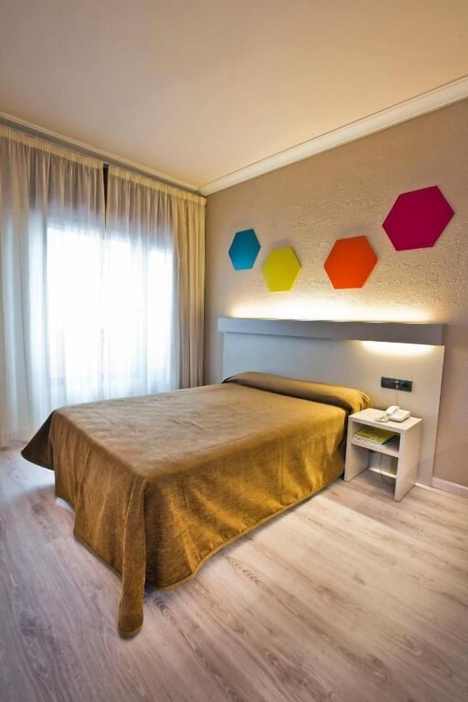 Double or Twin Room | In-room safe, desk, blackout drapes, soundproofing