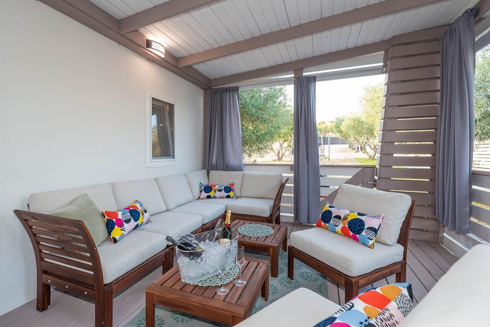House | Terrace/patio