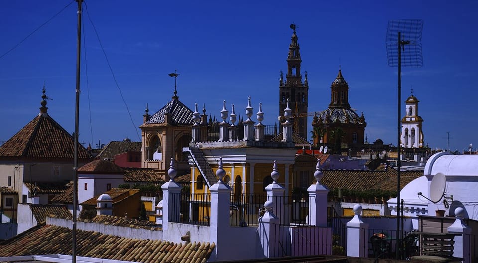 Pensión Pérez Montilla Bed and Breakfast in Seville