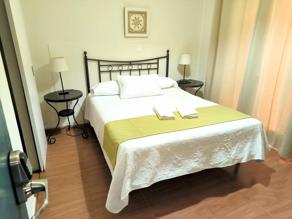 Double Room, 1 Double Bed, Private Bathroom, Tower | Free WiFi, bed sheets