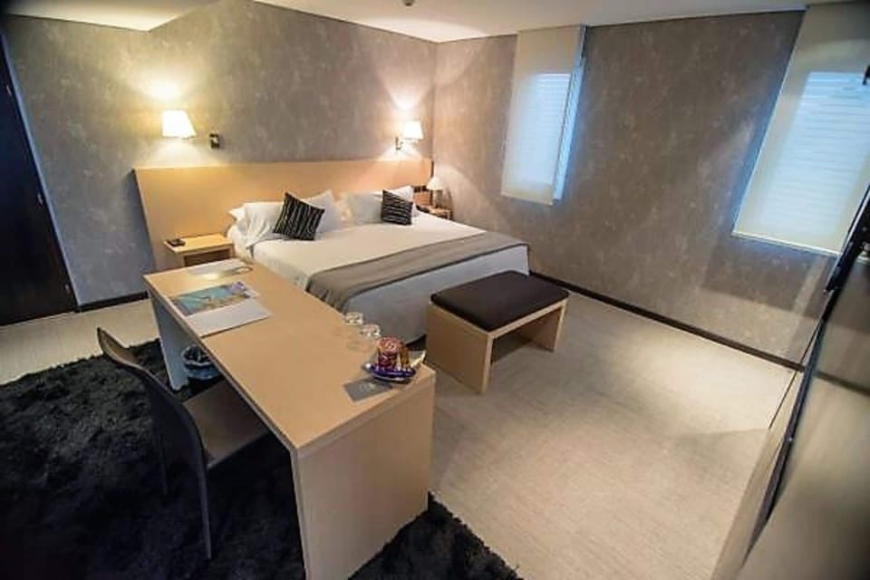 Suite | Premium bedding, minibar, in-room safe, individually furnished