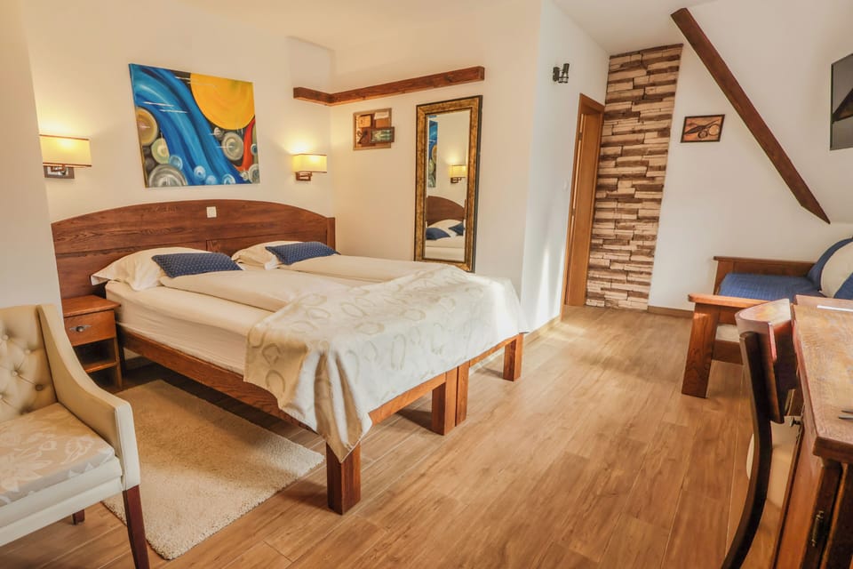 Deluxe Double Room | In-room safe, individually decorated, individually furnished, desk