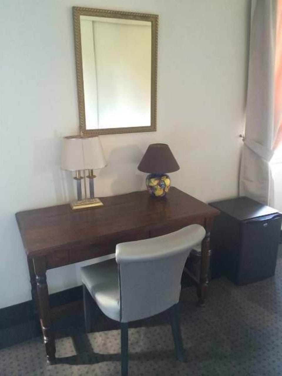 Suite | Interior