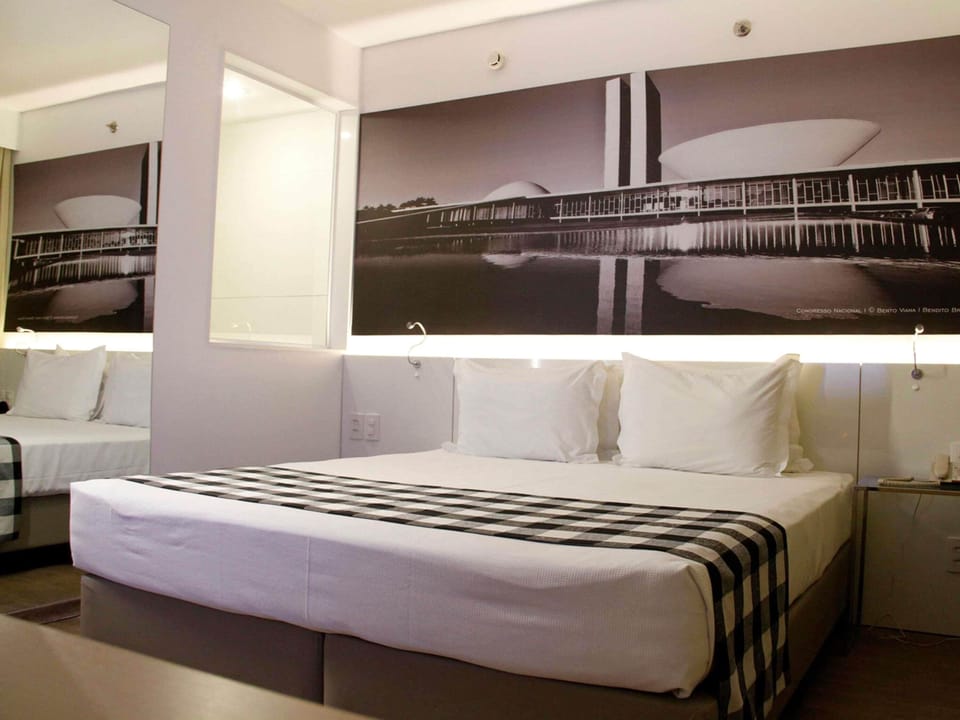 Suite, 2 Double Beds | Minibar, in-room safe, blackout drapes, soundproofing