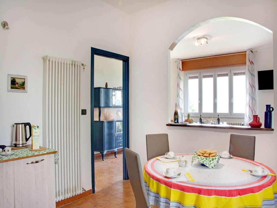 House | Dining