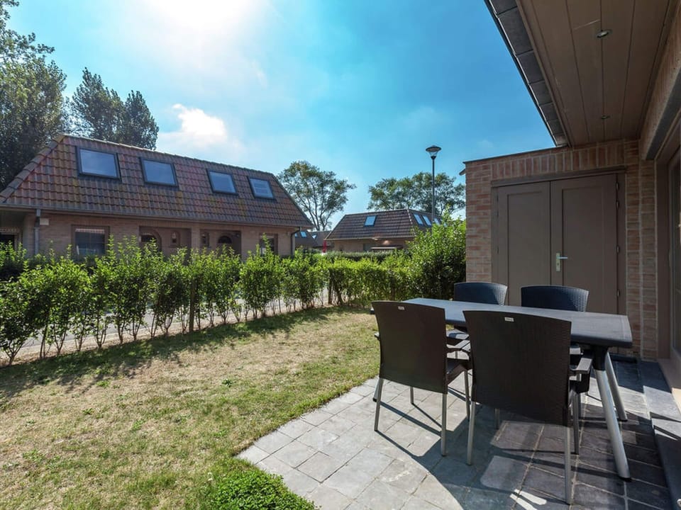 House | Exterior