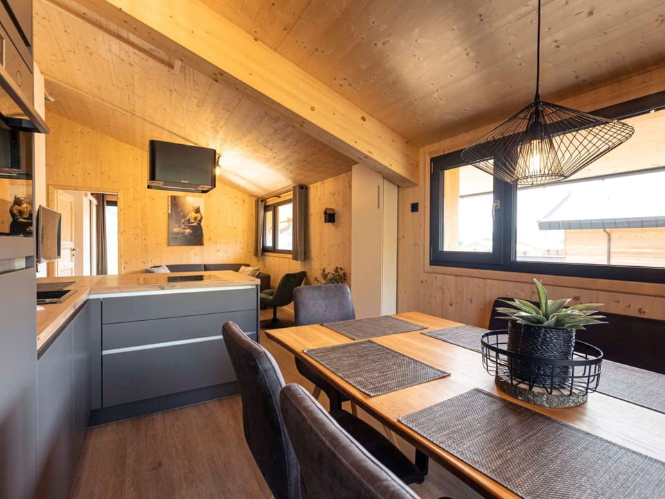 Apartment | Private kitchen | Highchair