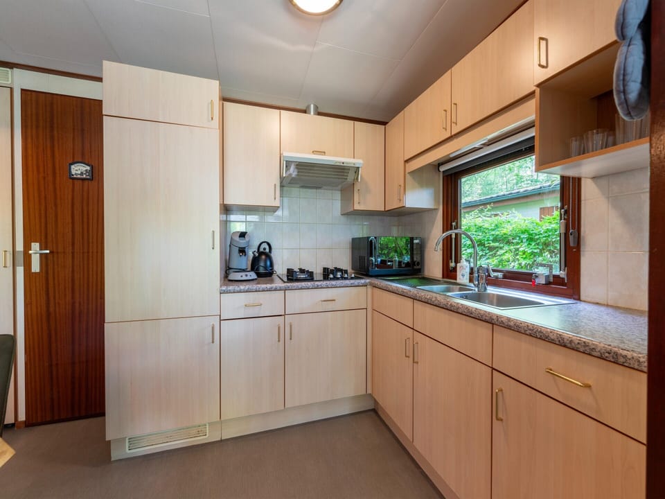 Chalet | Private kitchen | Fridge